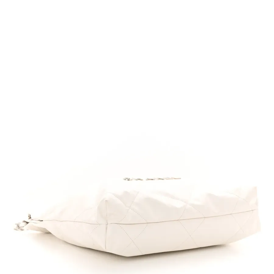 Grade Chanel 22 Small White Quilted Handbag