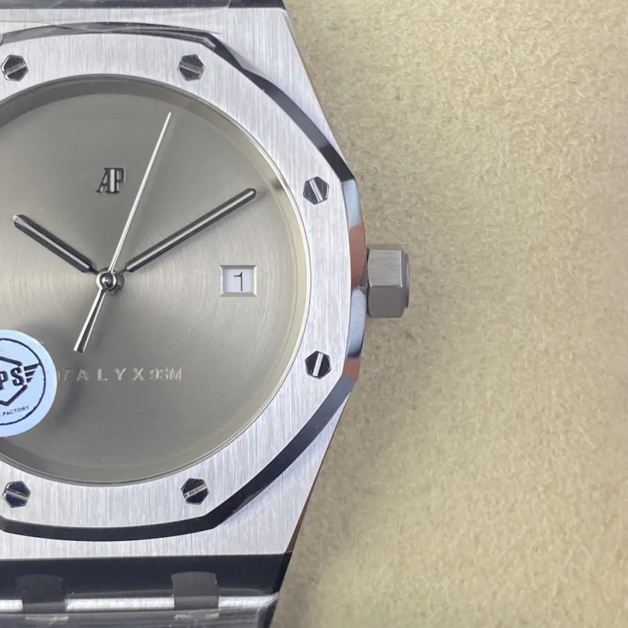 AUDEMARS PIGUET-ROYAL OAK-REF.15400-Iron Man Special Edition-41MM