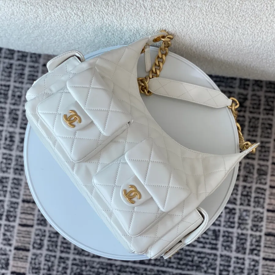 Chanel Quilted Lambskin Leather White /Black Shoulder Bags