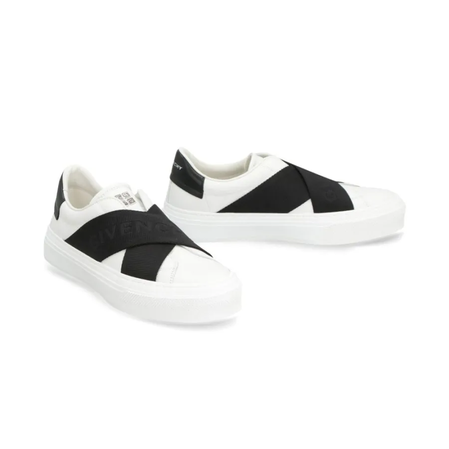 GIVENCHY Leather sports shoes Sneakers