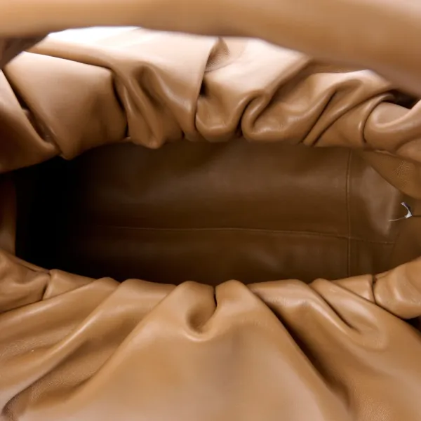 Bottega Veneta Small The Shoulder Pouch Cammello Smooth Butter Calf Leather - Image 7