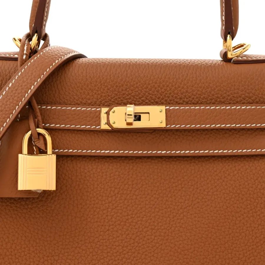 Hermès Kelly Retourne 25 Brown Togo Leather Gold Hardware