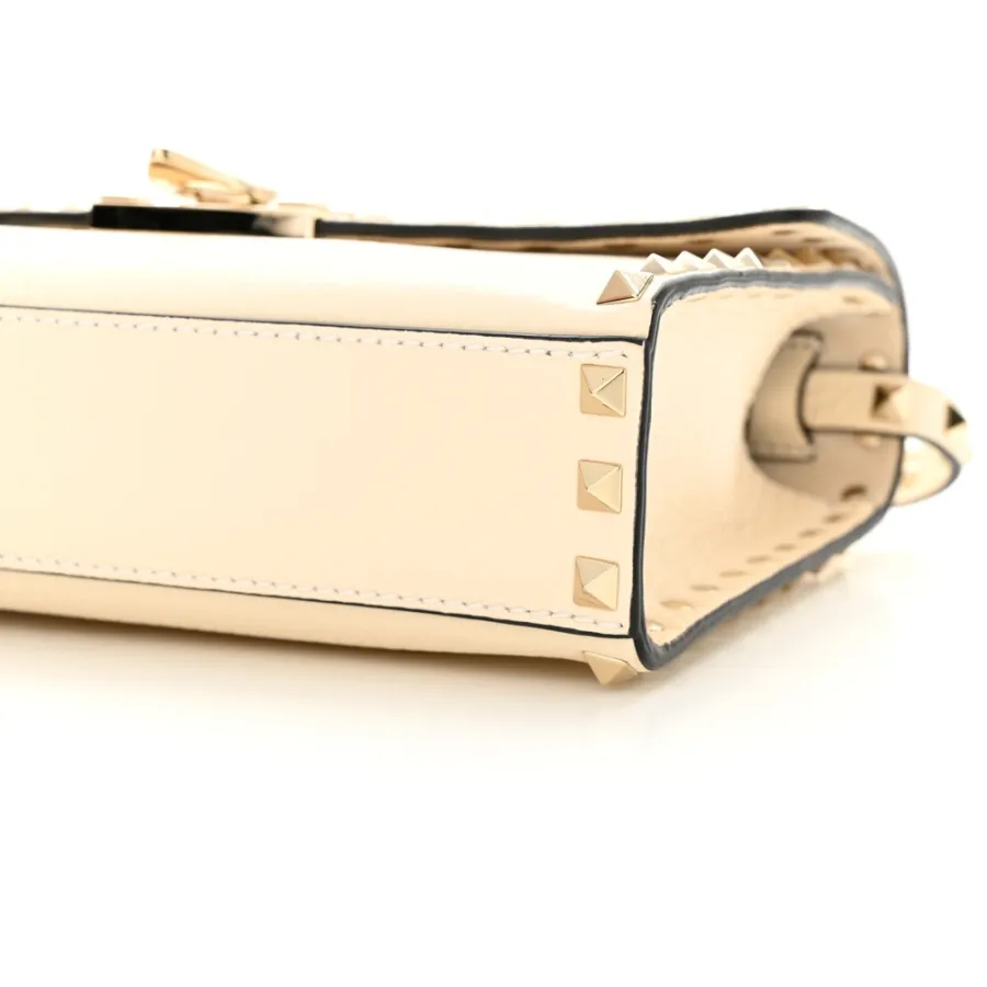 Valentino Garavani Medium Rockstud Flip Lock Crossbody Bag Light Ivory Pebbled Calfskin Leather Gold Hardware