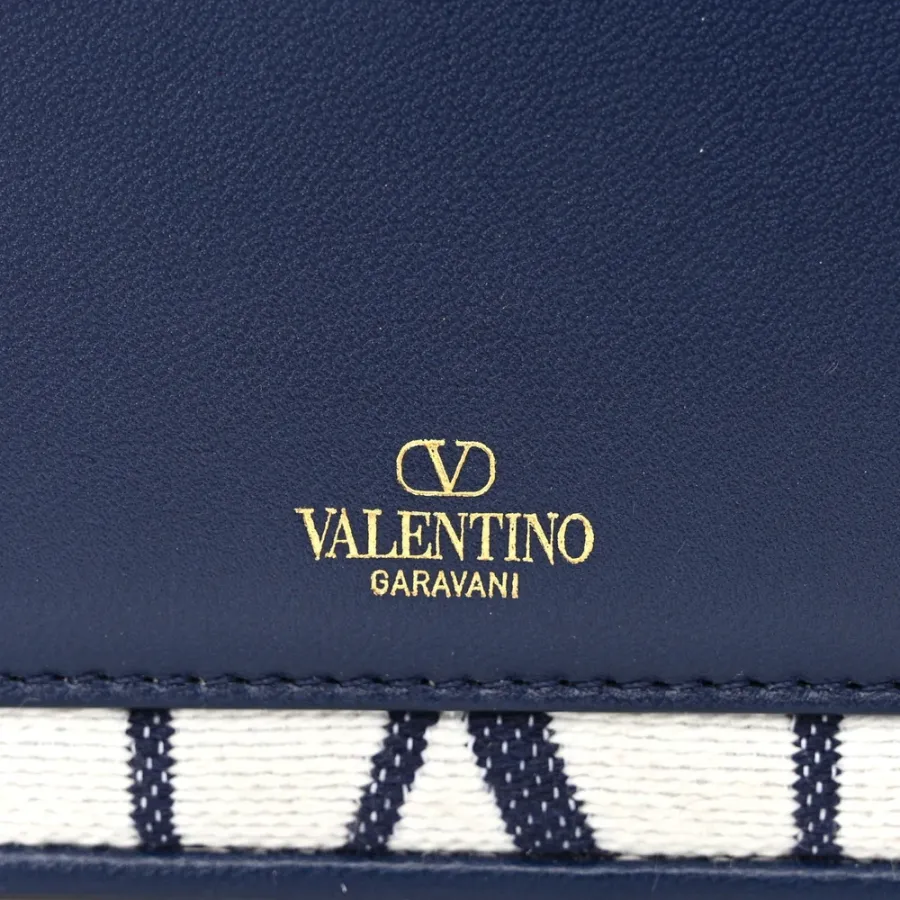 Valentino Garavani Small VLogo Locò Shoulder Bag White/Worker Toile Iconographe Cotton Silver Hardware