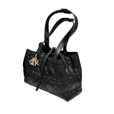 Dior Medium Dior Toujours Bag In Black Macrocannage Calfskin With Gold Hardware