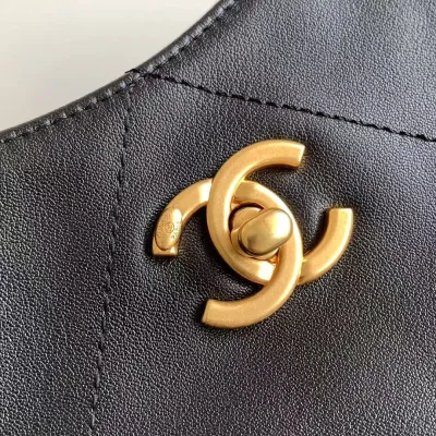 Chanel Black Quilted cattle Leather Tote Bags 36x59x13cm Shoulder Bags