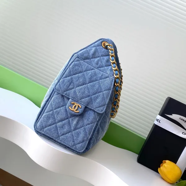 Chanel Denim blue/purple Abrasive Sand Leather Shoulder Bags - Image 3