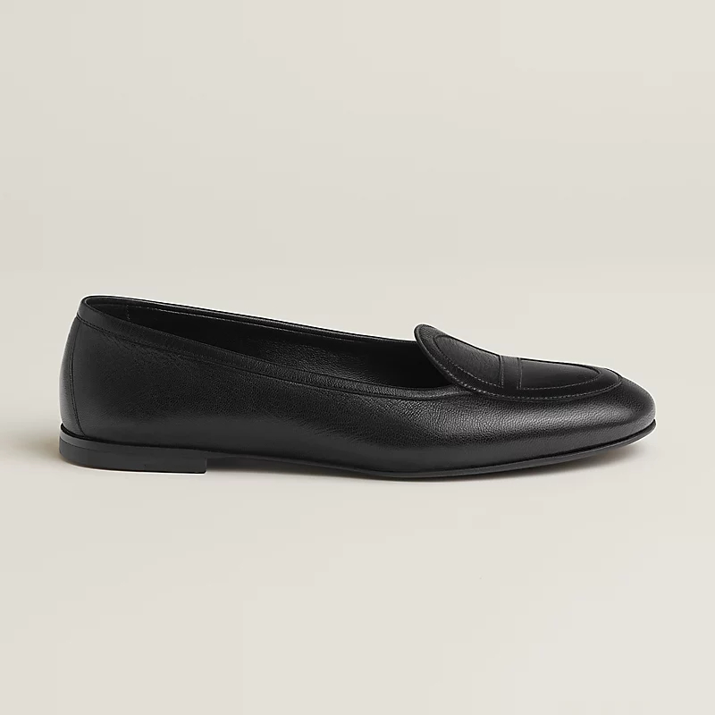 HERMES Julia Loafers Pretas