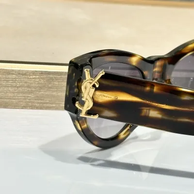 Saint Laurent Cat Eye glasses leopard/black gold/black silver color Size 53口20-145