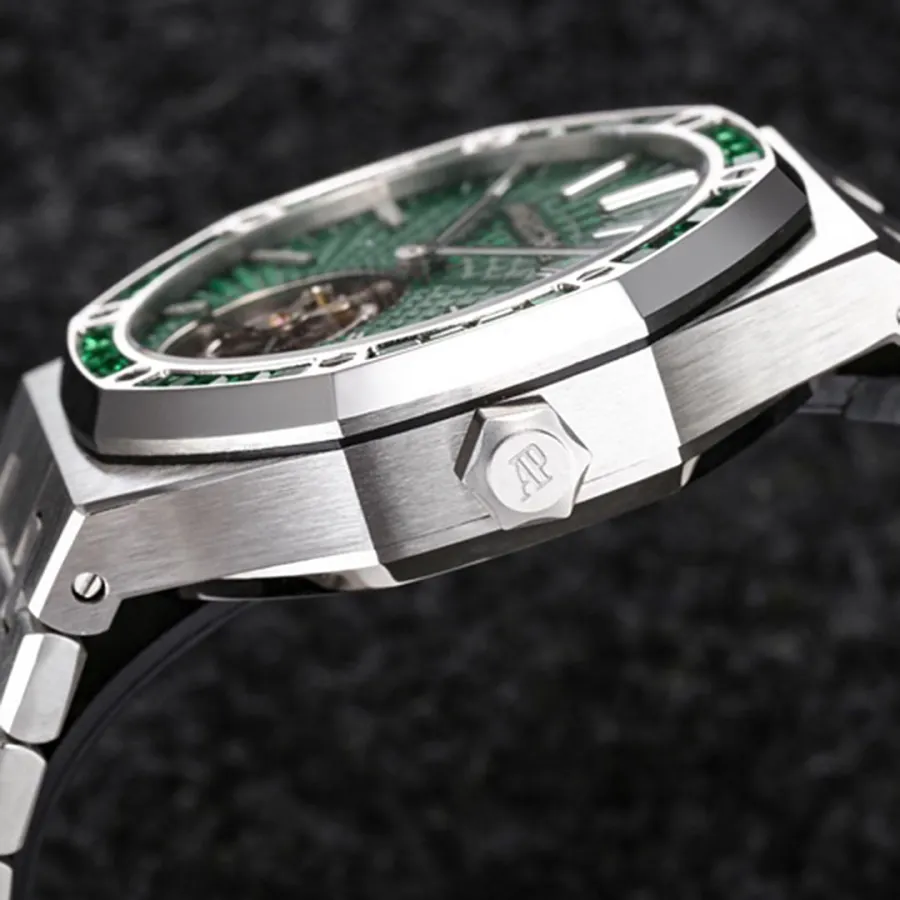 AUDEMARS PIGUET-ROYAL OAK-REF.26532IC.EE.1220TI.01-41MM