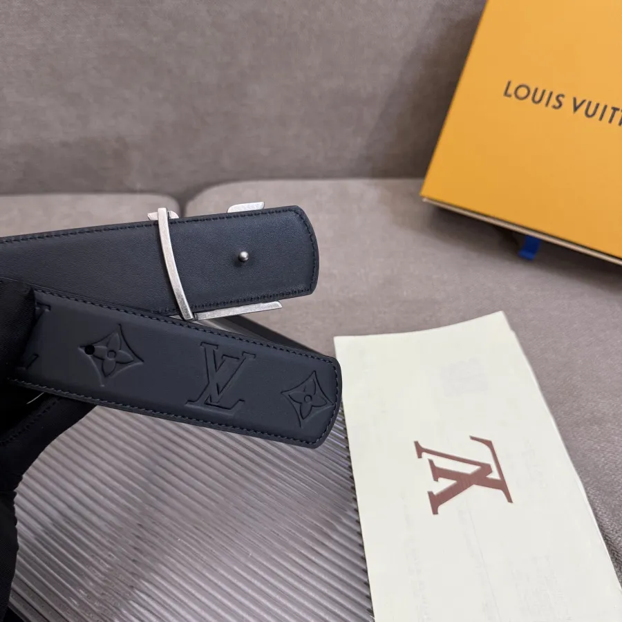 Louis Vuitton Men's Dimension Reversible Belt In Black Calfskin With Gold/Silver/Black Hardware 40mm