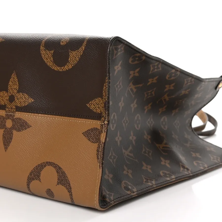 Louis Vuitton OnTheGo GM Reverse Giant Monogram Canvas