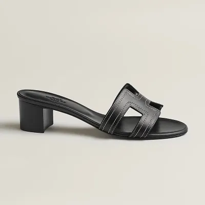 HERMES Oasis Slippers High-heeled slippers Black High Heels Sandal