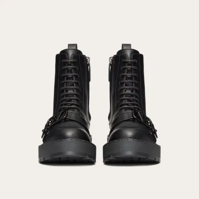 VALENTINO VLOGO SIGNATURE  Calf leather boots (4.5 cm high heel)