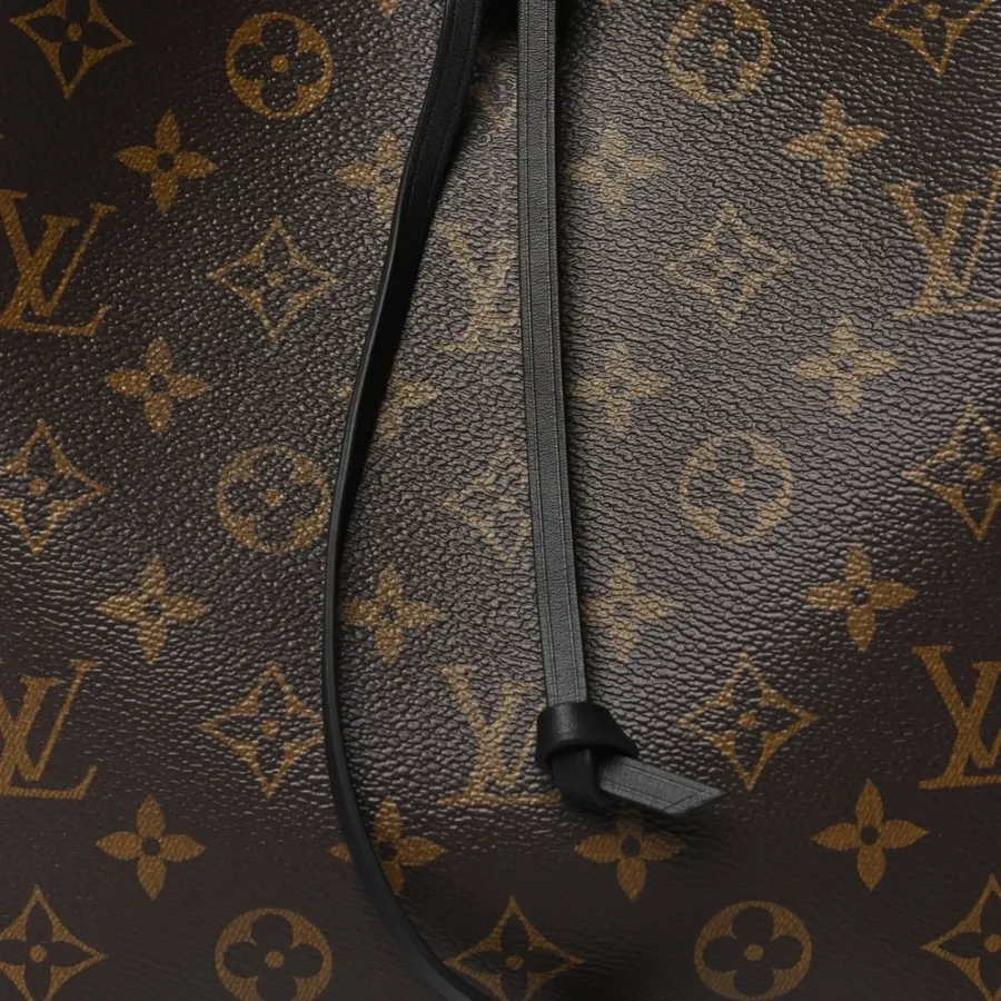 Louis Vuitton NeoNoe MM Black Monogram Canvas