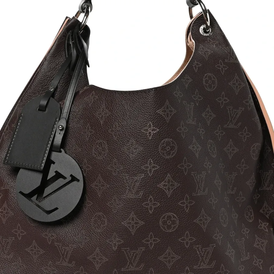 Louis Vuitton Carmel Hobo GM Chocolate Mahina Leather Cashmere Beige Interior