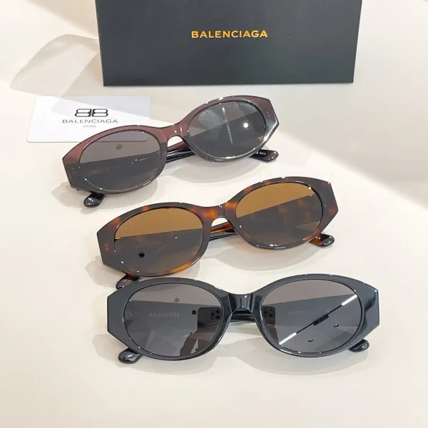 Balenciaga Oval glasses black/leopard/burgundy color Size 55口20-145 - Image 8