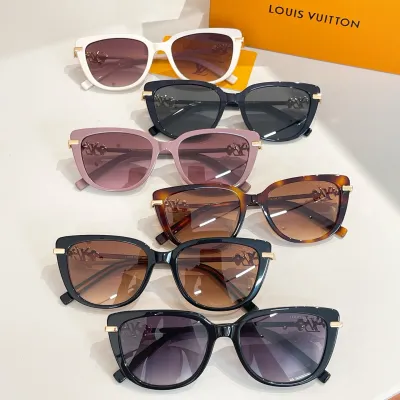 Louis Vuitton glasses black/black brown/mauve/white/eggplant/leopard color Size 56口19-150