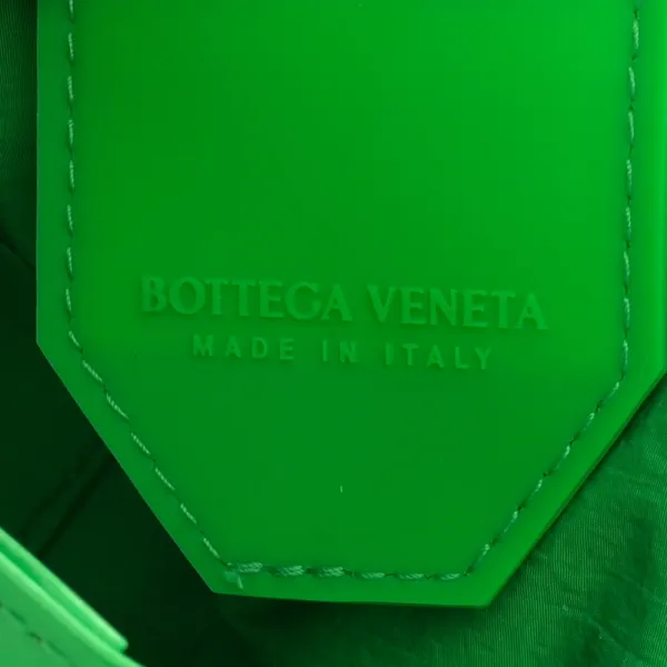 Bottega Veneta Maxi Intrecciato Small Cassette Crossbody Bag Grass Paper Calfskin Leather - Image 2