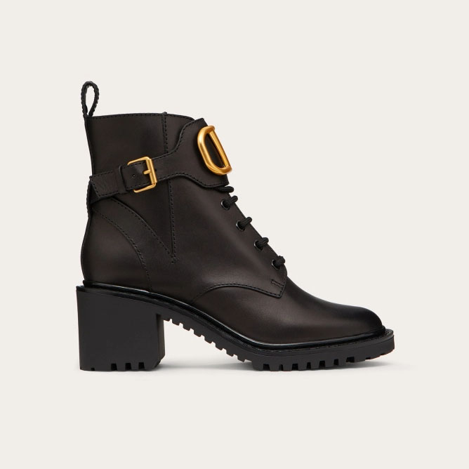 VALENTINO VLOGO SIGNATURE Botas de cano curto estilo militar em couro bezerro (altura do salto 7cm)