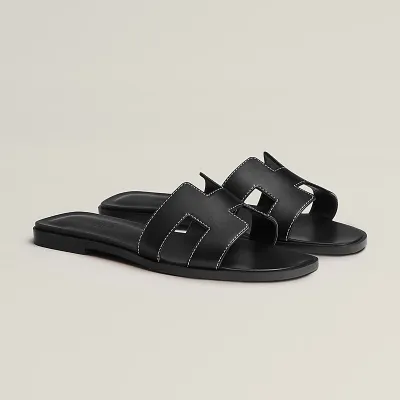 HERMES Oran Black Slippers