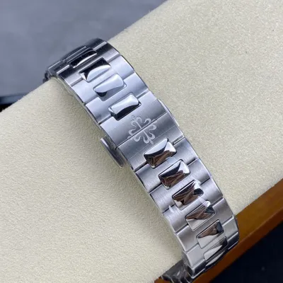 PATEK PHILIPPE-NAUTILUS-5811-1G-001-41mm