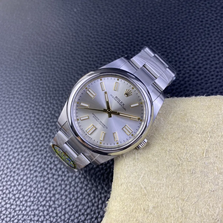 ROLEX-OYSTER PERPETUAL-REF.M124300-0001-41mm