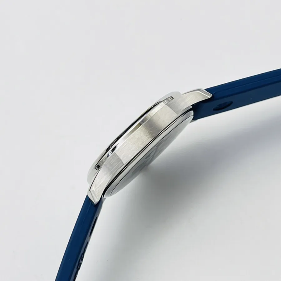 PATEK PHILIPPE-AQUANAUT-ref.5067A-025-35.6mm