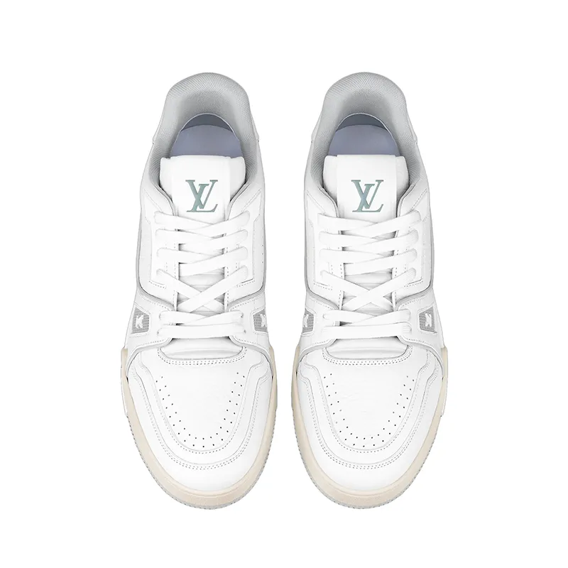 Louis Vuitton White grain calf leather sneakers