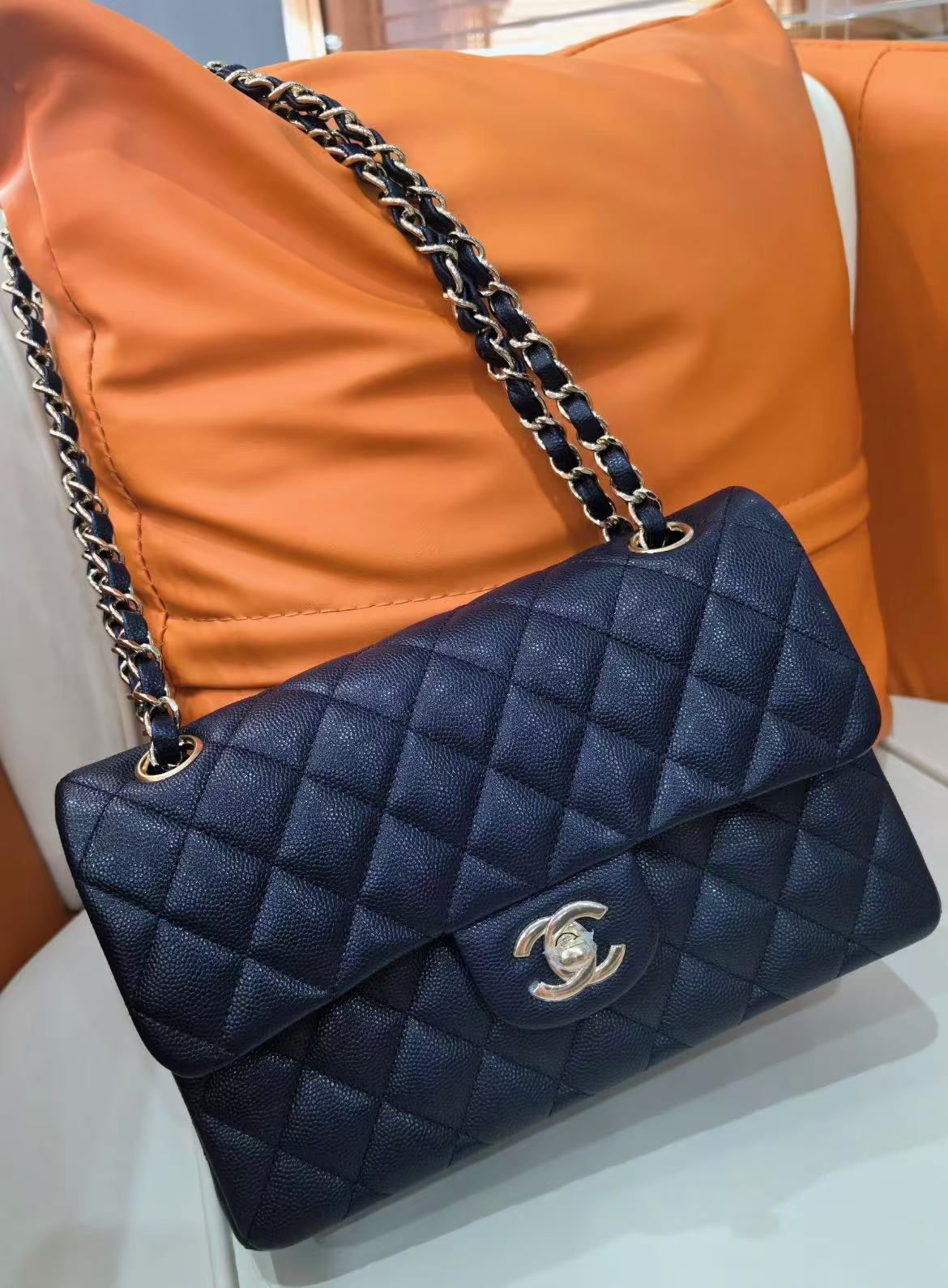 Chanel Double Flap Jumbo Azul Acolchoado Couro Caviar Hardware Dourado photo review
