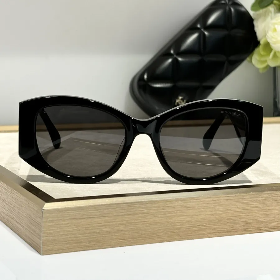 CHANEL glasses black white color size 53口19-145