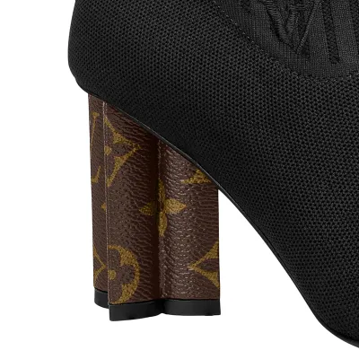 Louis Vuitton Black chunky knit high heel ankle boots