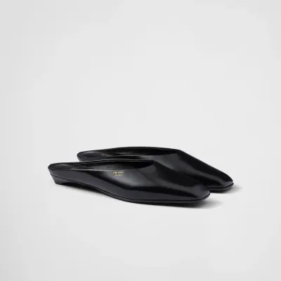 PRADA Black shiny leather Moeller shoes