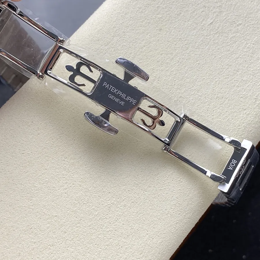 PATEK PHILIPPE-NAUTILUS-REF.7118-1A-010-35.2MM