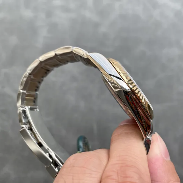 ROLEX-Sky Dweller-REF.M326933-0002-42MM - Image 9