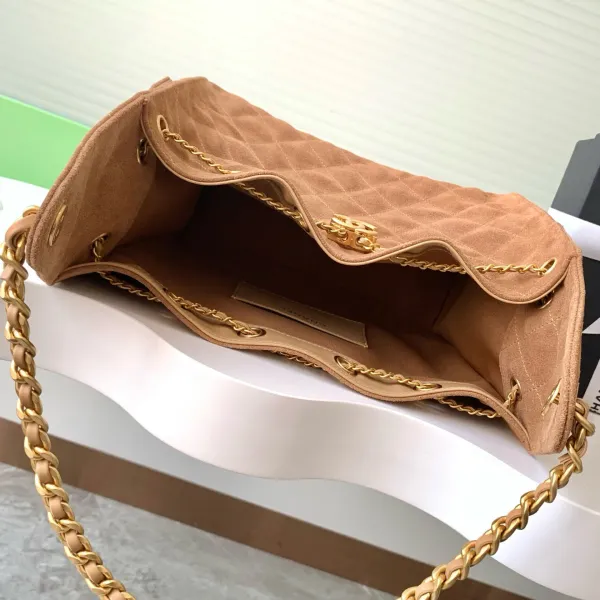 Chanel khaki / Elephant Grey Abrasive Sand Leather Shoulder Bags - Image 9