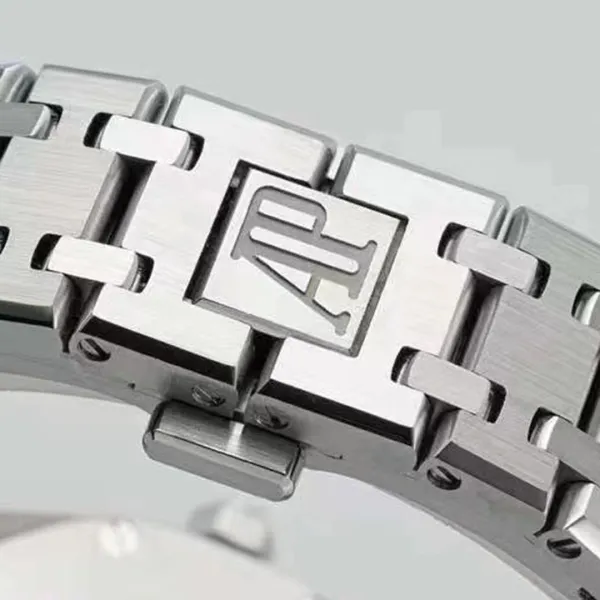 AUDEMARS PIGUET-ROYAL OAK-ref.67650ST.OO.1261ST.01-33mm - Image 9