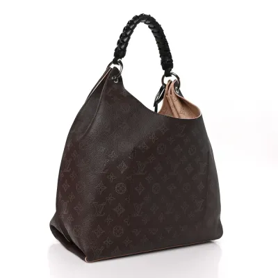 Louis Vuitton Carmel Hobo GM Chocolate Mahina Leather Cashmere Beige Interior