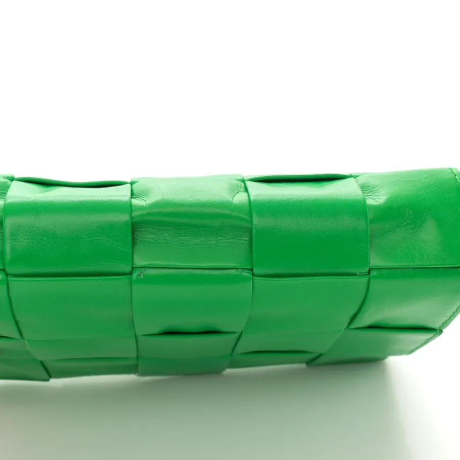 Bottega Veneta Maxi Intrecciato Small Cassette Crossbody Bag Grass Paper Calfskin Leather