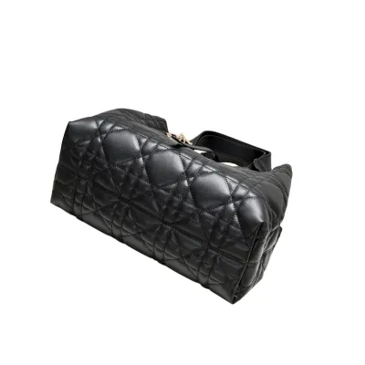 Dior Medium Dior Toujours Bag In Black Macrocannage Calfskin With Gold Hardware