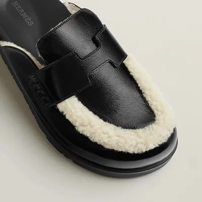 HERMES Go Mule Black Slippers