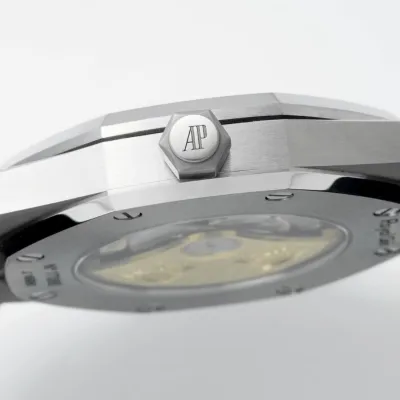 AUDEMARS PIGUET-ROYAL OAK-15400 White Tape-41mm