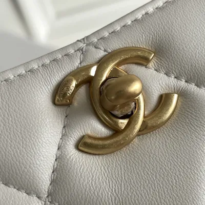 Chanel Quilted Lambskin Leather White /Black Crossbody Bags