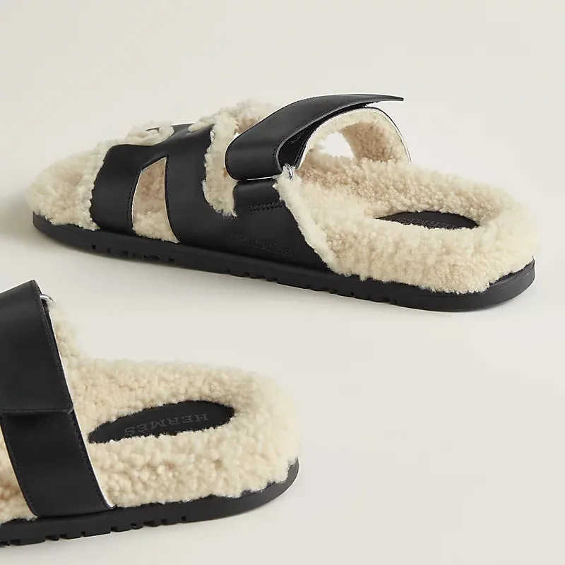 HERMES Chypre Black Wool of lamb Slippers