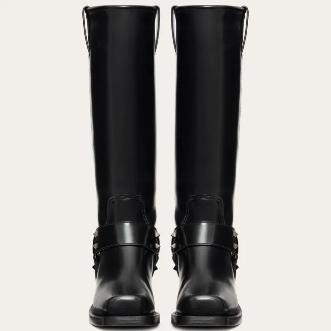 VALENTINO ROCKSTUD Calf leather motorcycle boots (heel height 4cm)