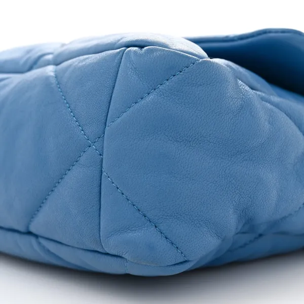 Grade Handbags | Designer Chanel 19 Flap Bag - Image 5