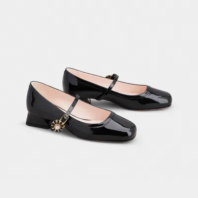 Roger Vivier Très Vivier Dasiy Mary Janes In Black Patent Leather With Flower Metal Buckle (Heel Height 2.5cm)