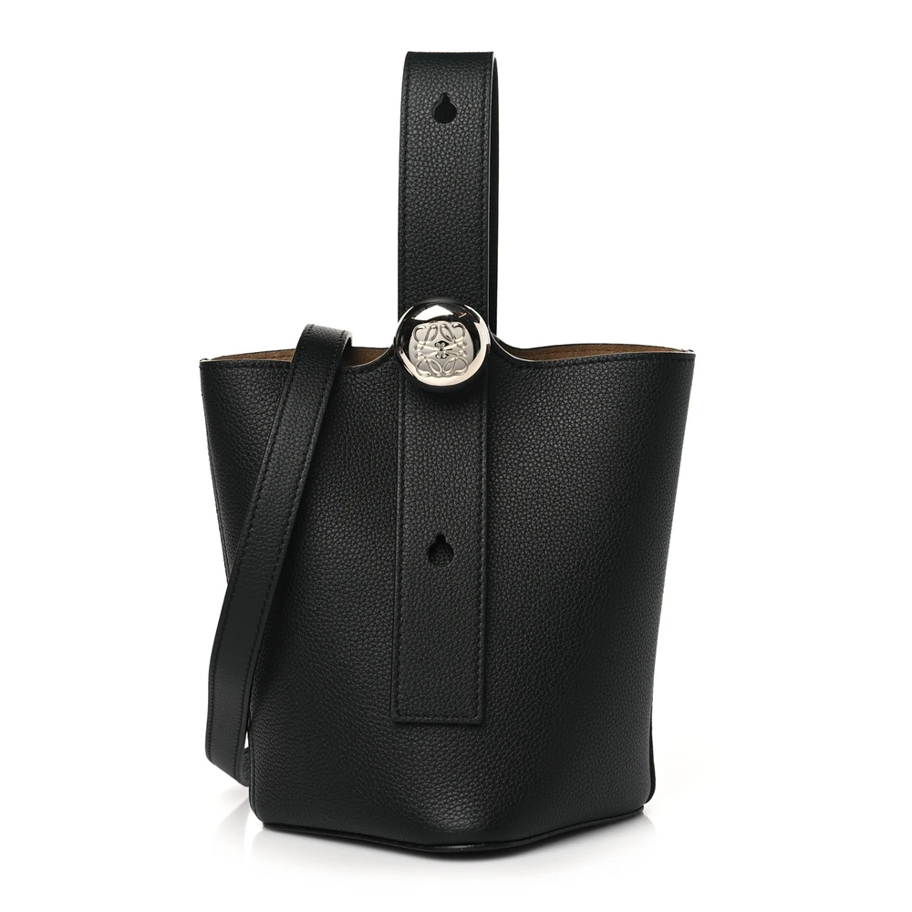 Loewe Bolsa Bucket Pebble Mini Preta em Couro Calfskin de Grão Suave com Hardware Palladium