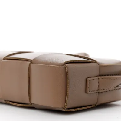 Bottega Veneta Mini Intreccio Cassette Phone Pouch Crossbody Bag Marrone Lambskin Leather