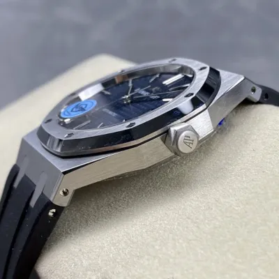 AUDEMARS PIGUET-ROYAL OAK-15400 blue tape-41mm